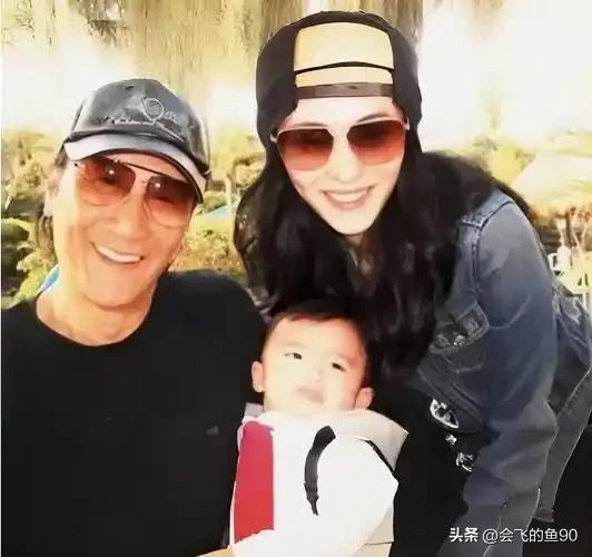 谢贤今天离世，曾经的儿媳张柏芝，虽然没说一句话，却默默地把自己社交平台的头像，改