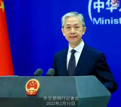 你以为美国鹰派访华吃闭门羹是偶然？中方这盘大棋下得太精了：让你进京沪杭，打破“中