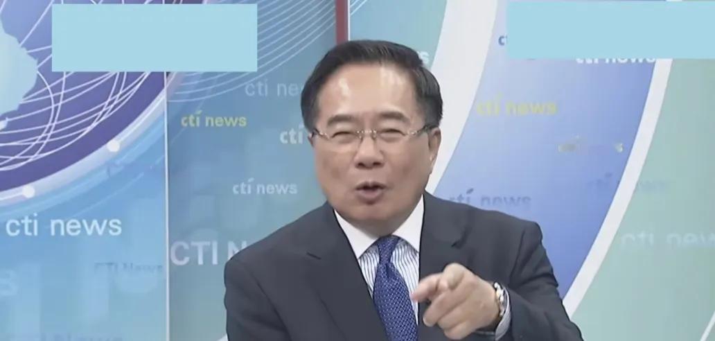 我赞同蔡正元的说法，两岸统一必然是要付出代价的，从目前的形势来说，想和平统一只是