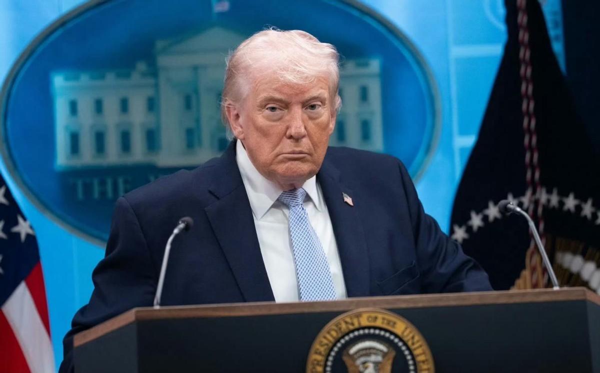 美国真要冲滩登陆？狂轰滥炸伊朗石油岛，已为登陆作战打开通道

麻烦看官老爷们右上