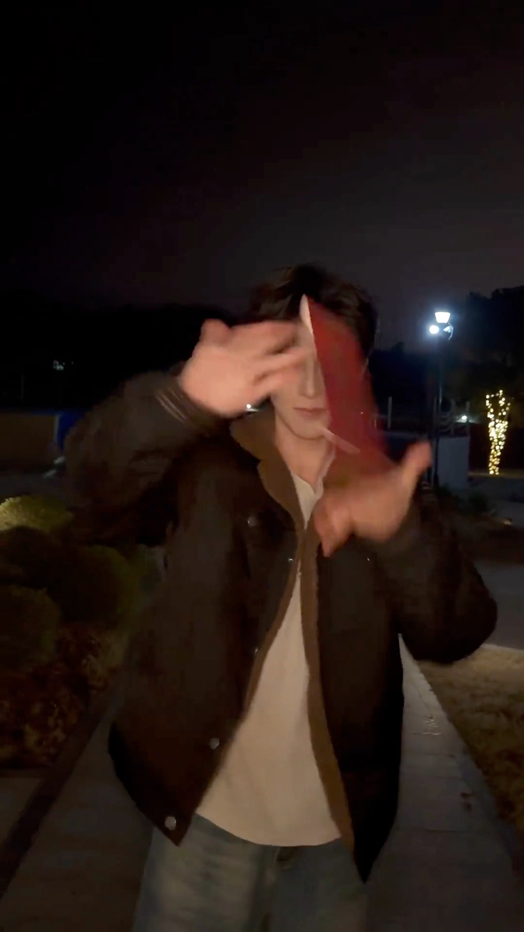 邱鼎杰跳财神到 邱鼎杰跳财神到 好帅好会跳 接住红包啦 新年一起发发发