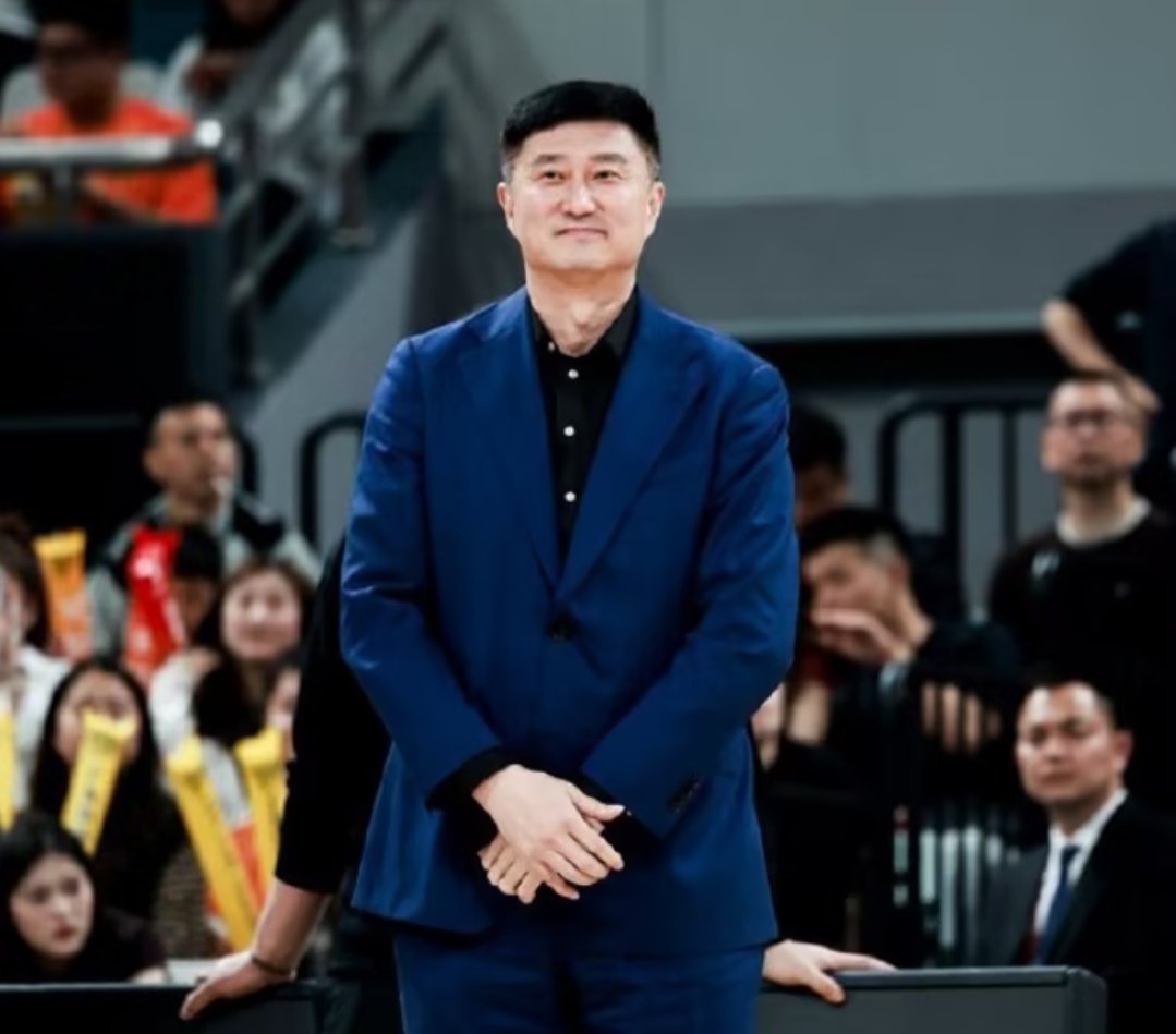 杜指导成了总教练，朱总成了顾问印象中的广东，开启了新篇章 