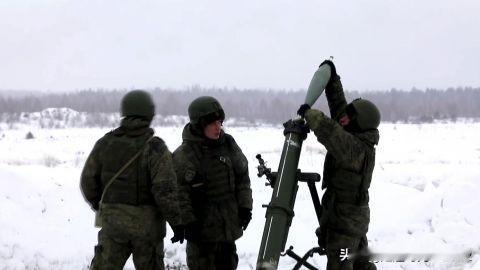 乌克兰军情局称，朝鲜人用炮火轰击乌克兰边境


朝鲜军方用炮兵和无人机炮击乌克兰