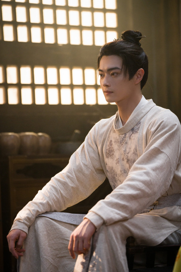 许凯梅逐雨8月男性角色top1许凯梅逐雨 8 月男性角色 TOP1！果然好角色不