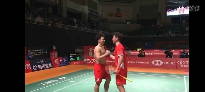 #日本赛谭强周昊东进4强##2023年日本熊本羽毛球大师赛# 强东牛逼，完胜小保