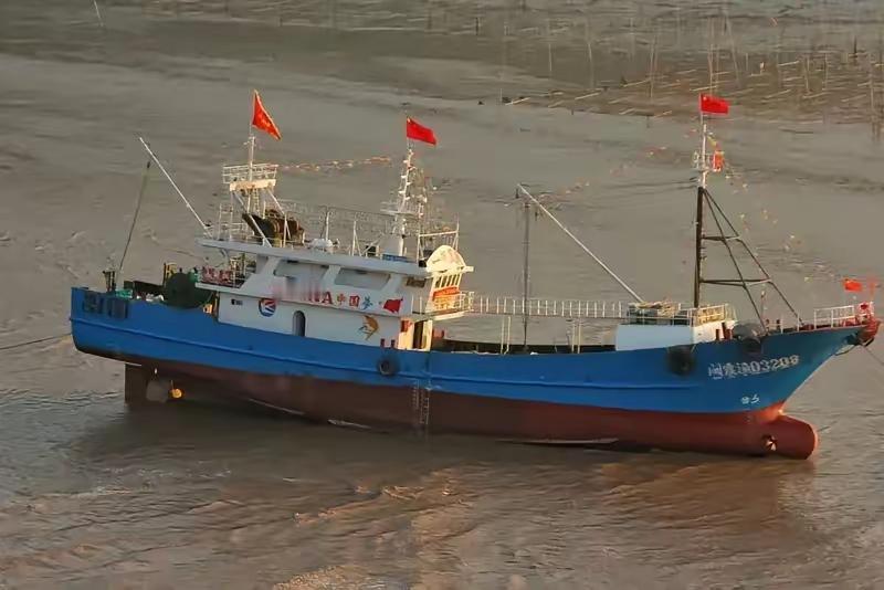 被扣中国船长，连夜回国！
很多人以为，日本是收了巨额罚款，按流程办事。其实真相是