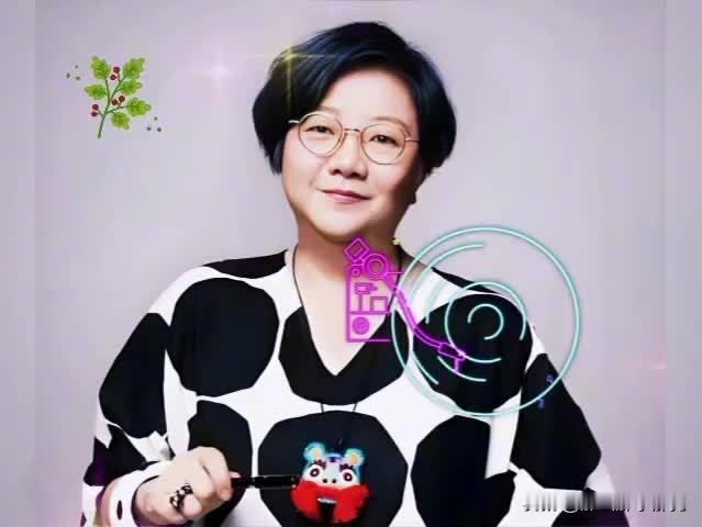 洪晃谈欧洲老贵族的生活，很有意思。她说欧洲真正顶级老贵族，从来不是有钱有势，而是