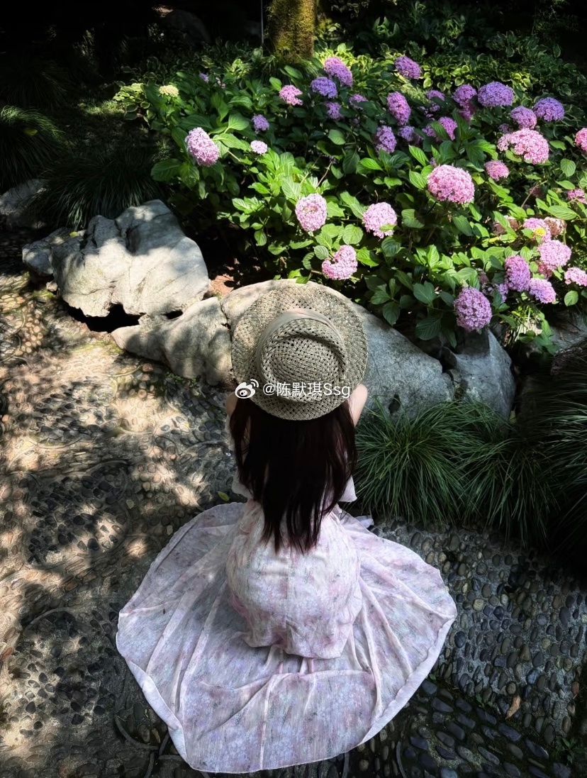 💐  女神穿搭   💐 ​​​