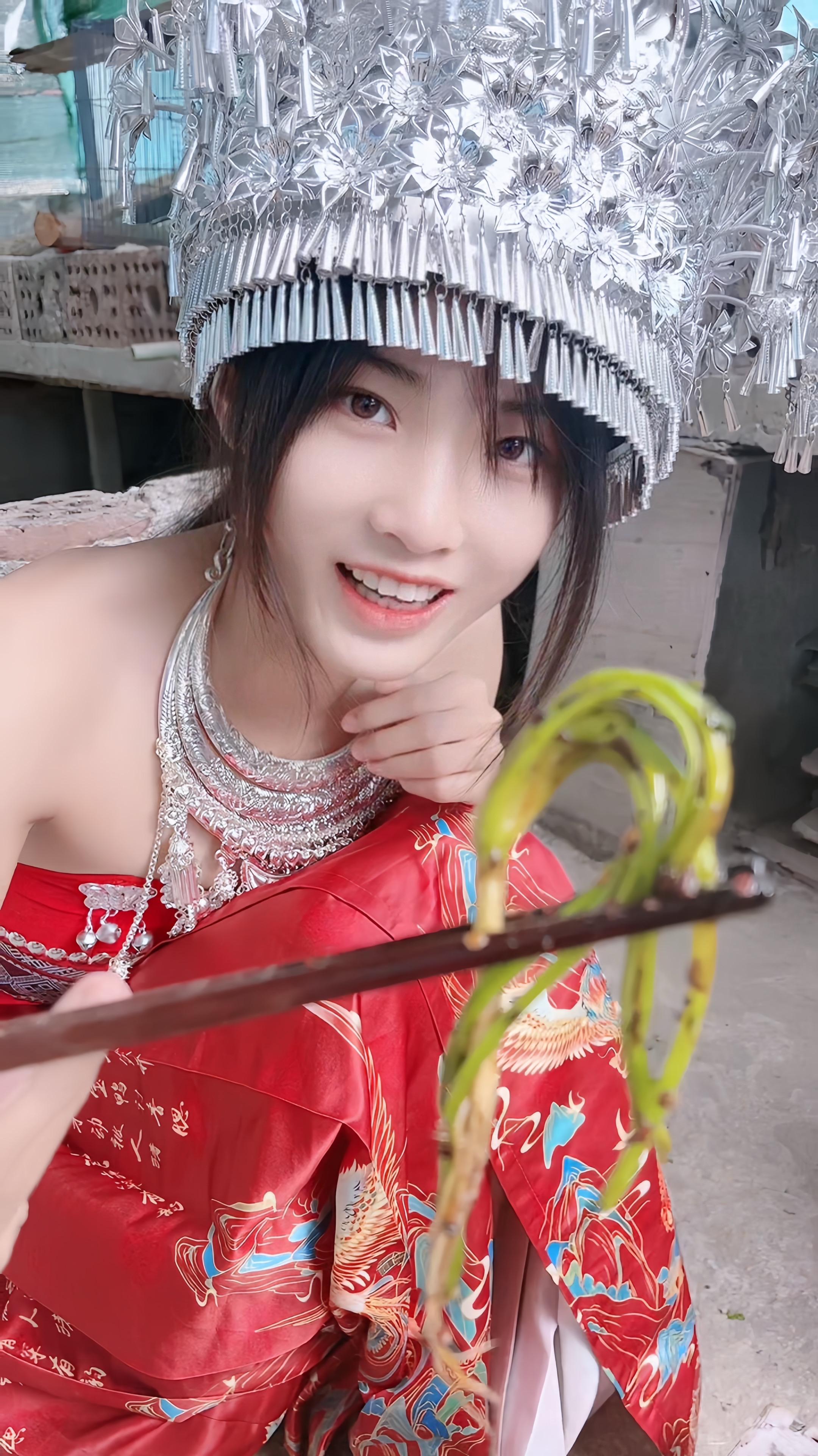 少数民族风情 美女 民族风服装 女装 原创视频
