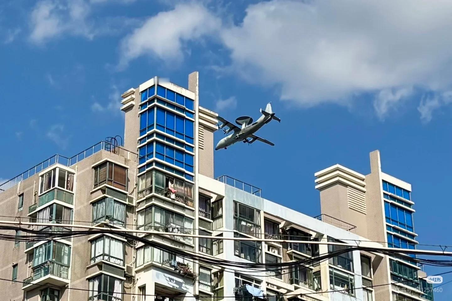 KJ-500H已放起落架 ​​​