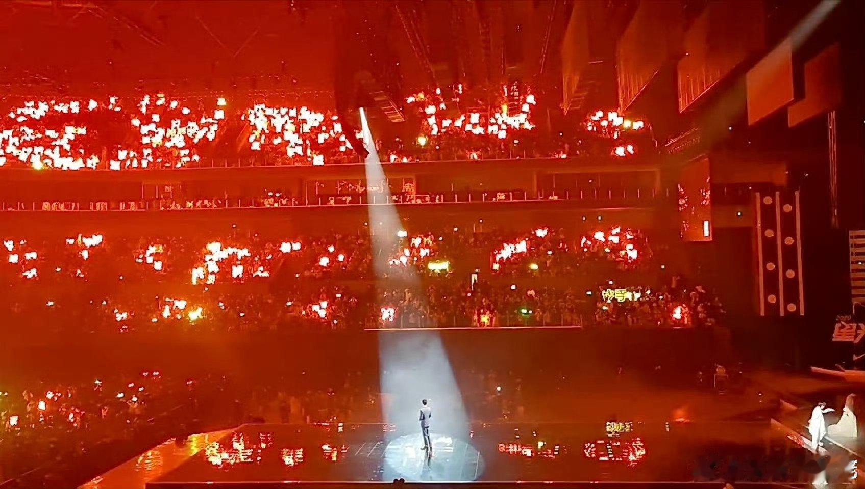 肖战出道九周年快乐  肖战出道九周年快乐，陈情令是你的起点，人生总有起起伏伏，你