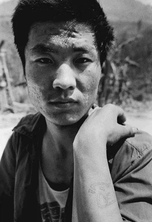 1987年云南老山，中越战争中的一名解放军战士。1984‑1989年老山、者阴山