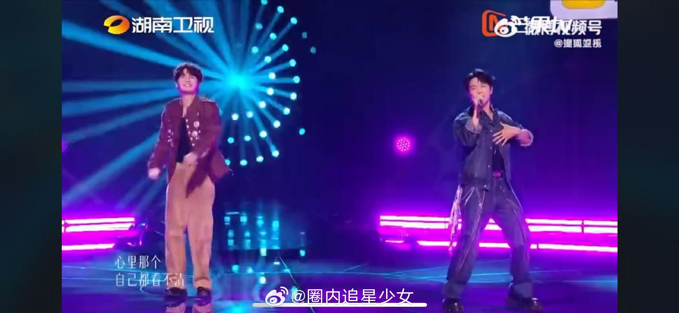 歌手总决赛 韦礼安早该来歌手了乐迷敲碗无数次，韦礼安终于站上歌手的舞台！总决赛和