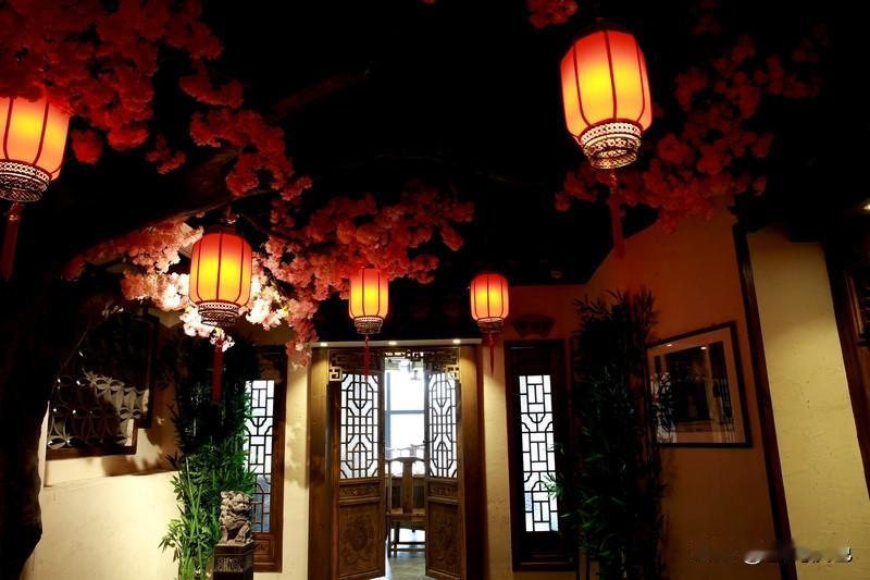 不得不说，山东人在人情世故上那是真看的透！就拿公司聚餐这事来说，给领导盛饭，领导