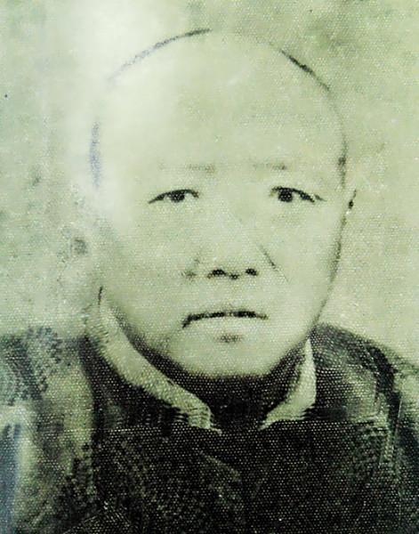 徐永昌《记别廷芳》
 
河南内乡人别廷芳，本来是伏牛山里一个乡间寨主起家。那个年