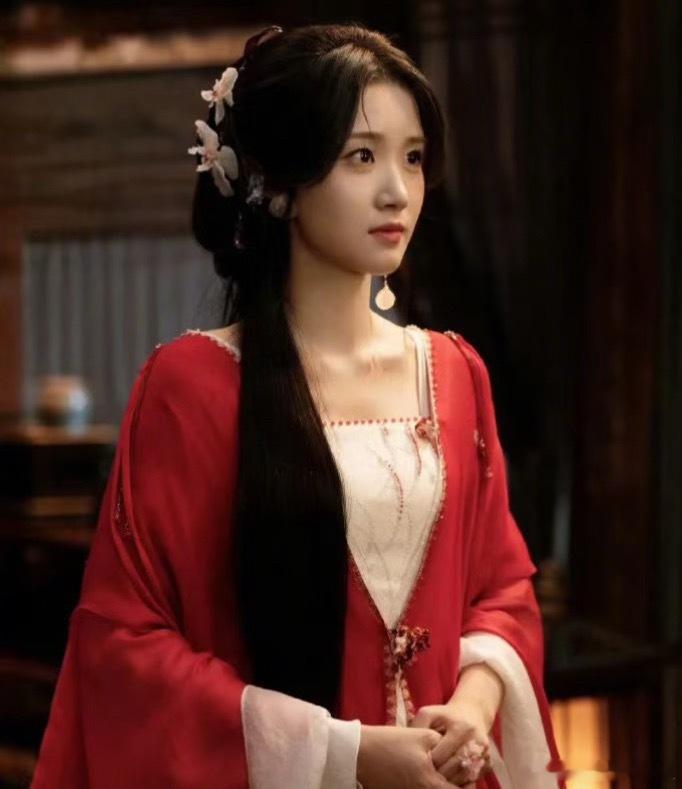 🍉古偶《恰逢雨连天》主演暂定丁禹兮、卢昱晓，预计11月开机，大爆剧班底，你期待
