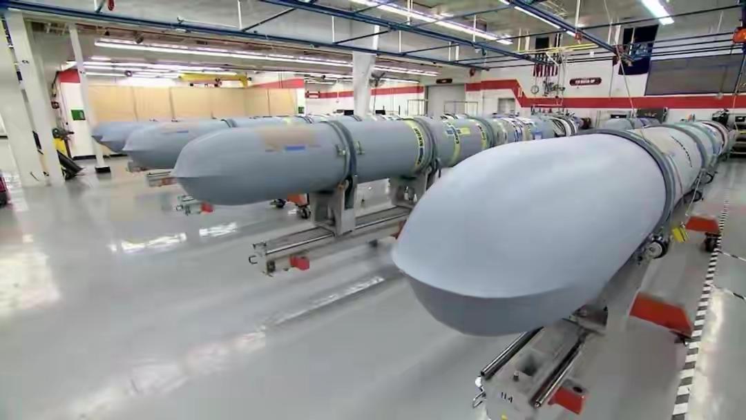 中美若兵戎相见，8天后美军听天由命？别被带节奏，真相很清醒！
 
最近网上疯传“