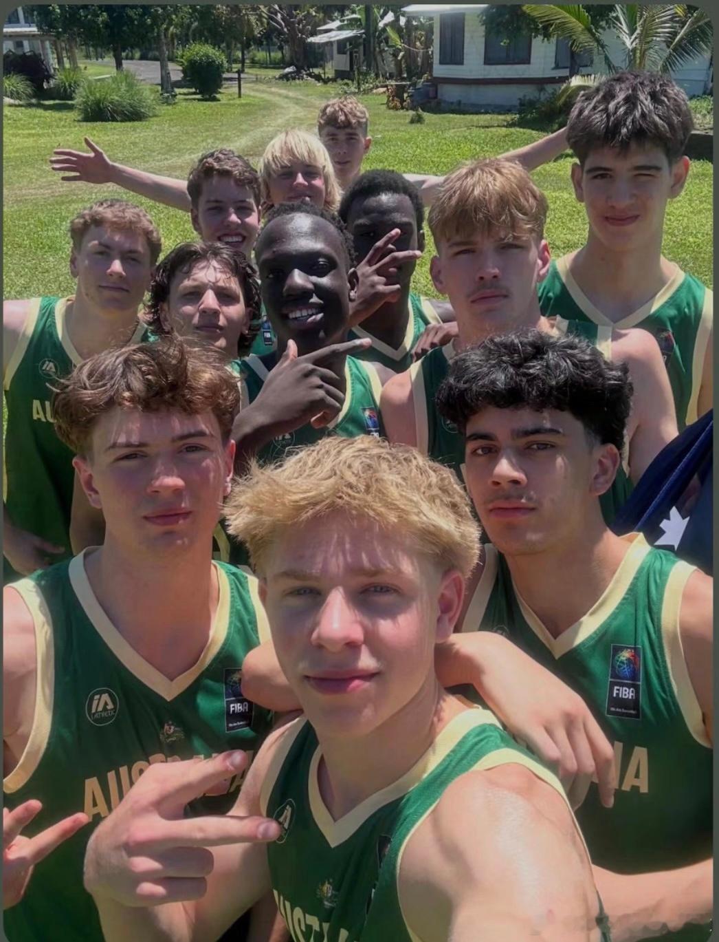 U17大洋洲锦标赛今天在萨摩亚开赛，U16只有保罗和汉密尔顿入选，08年生的好球