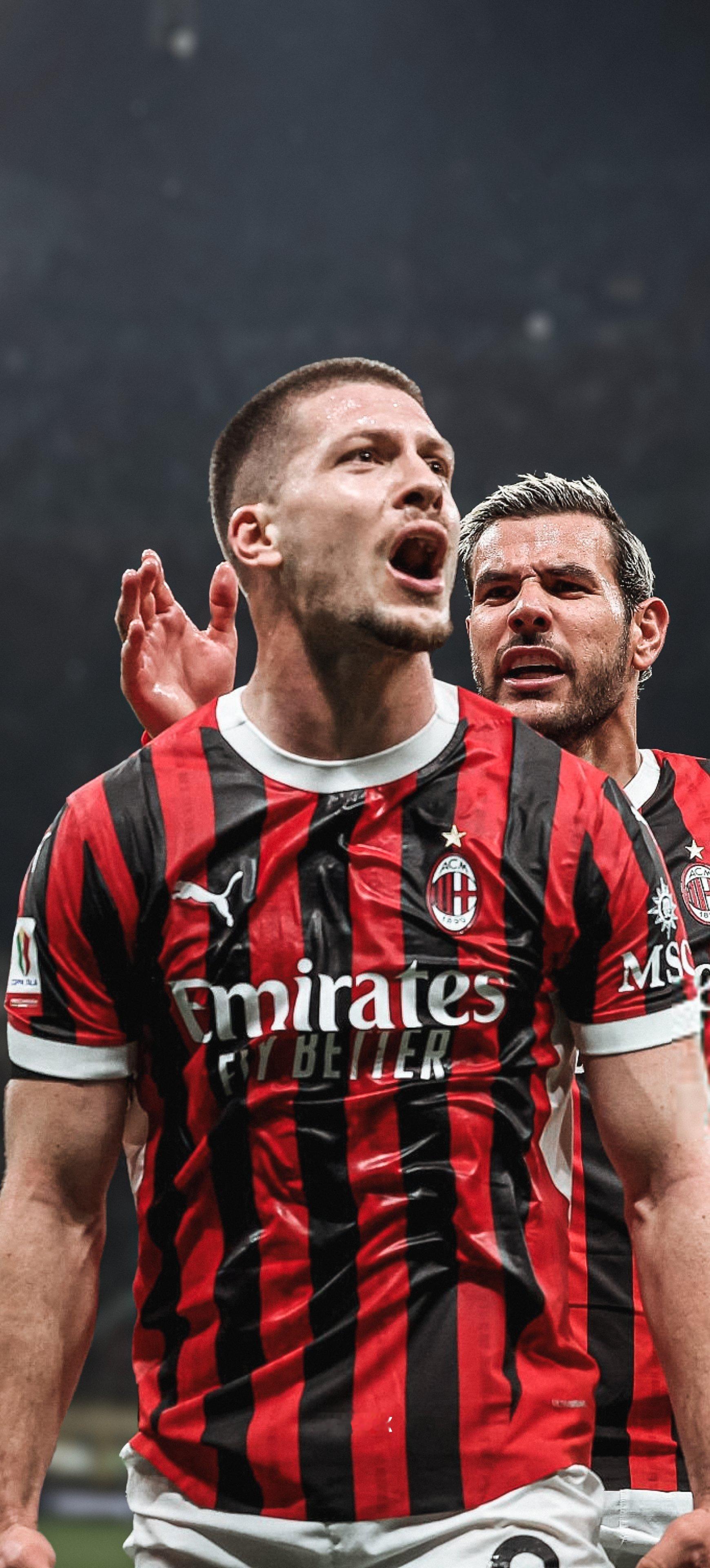 【手机壁纸分享】 ❤️🖤 约维奇🇷🇸.sempremilan ​​​