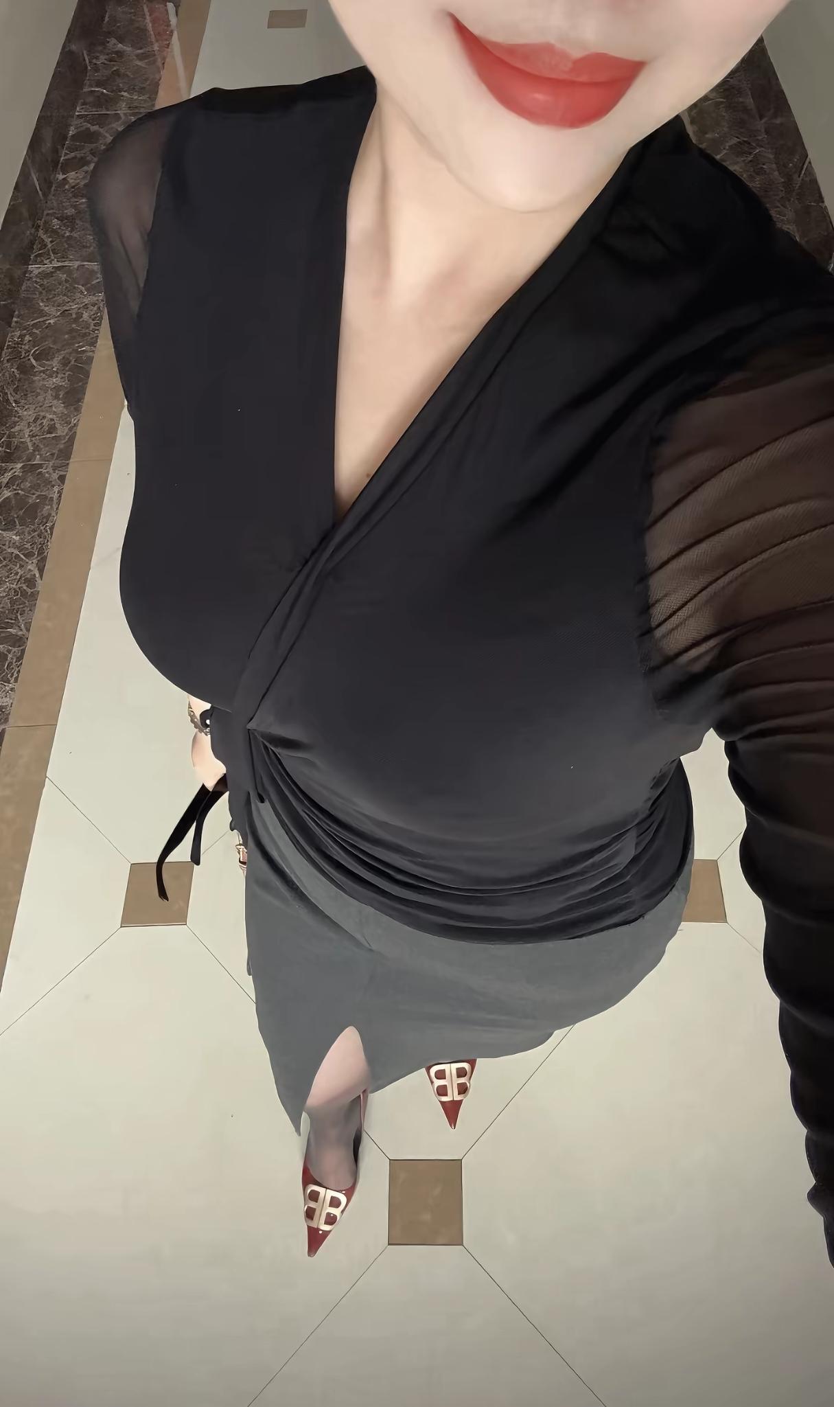 女性穿着性感有错吗红唇人妻[kiss][kiss]