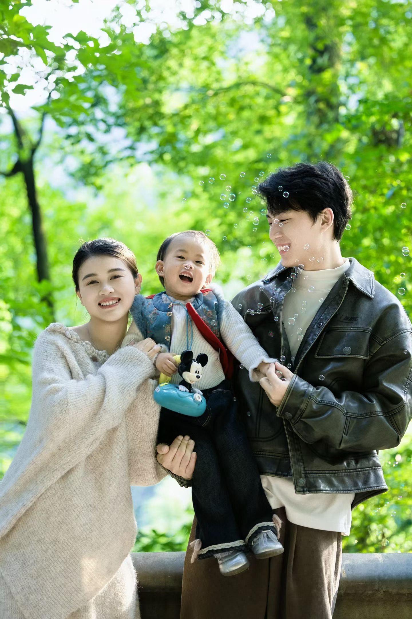 世界上有很多东西可以靠努力争取。唯独拥有一个有情有义的爱人 需要一些运气