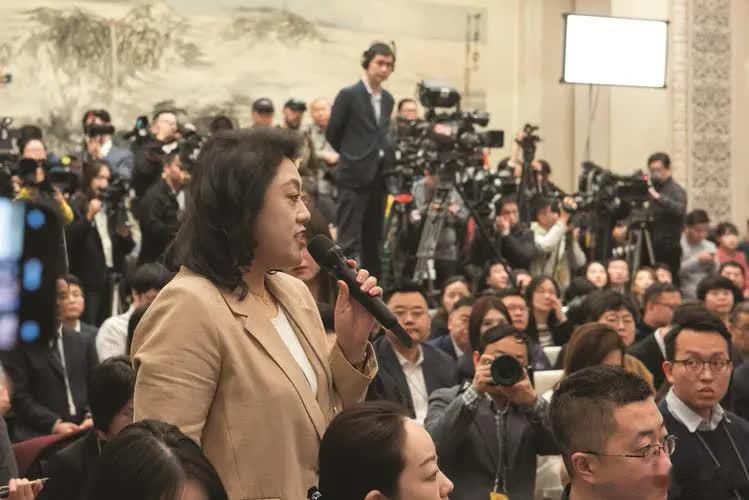 还以为台海问题就是谁拳头大谁说了算？真正卡住统一进程的，居然是隐藏在国内的那群“