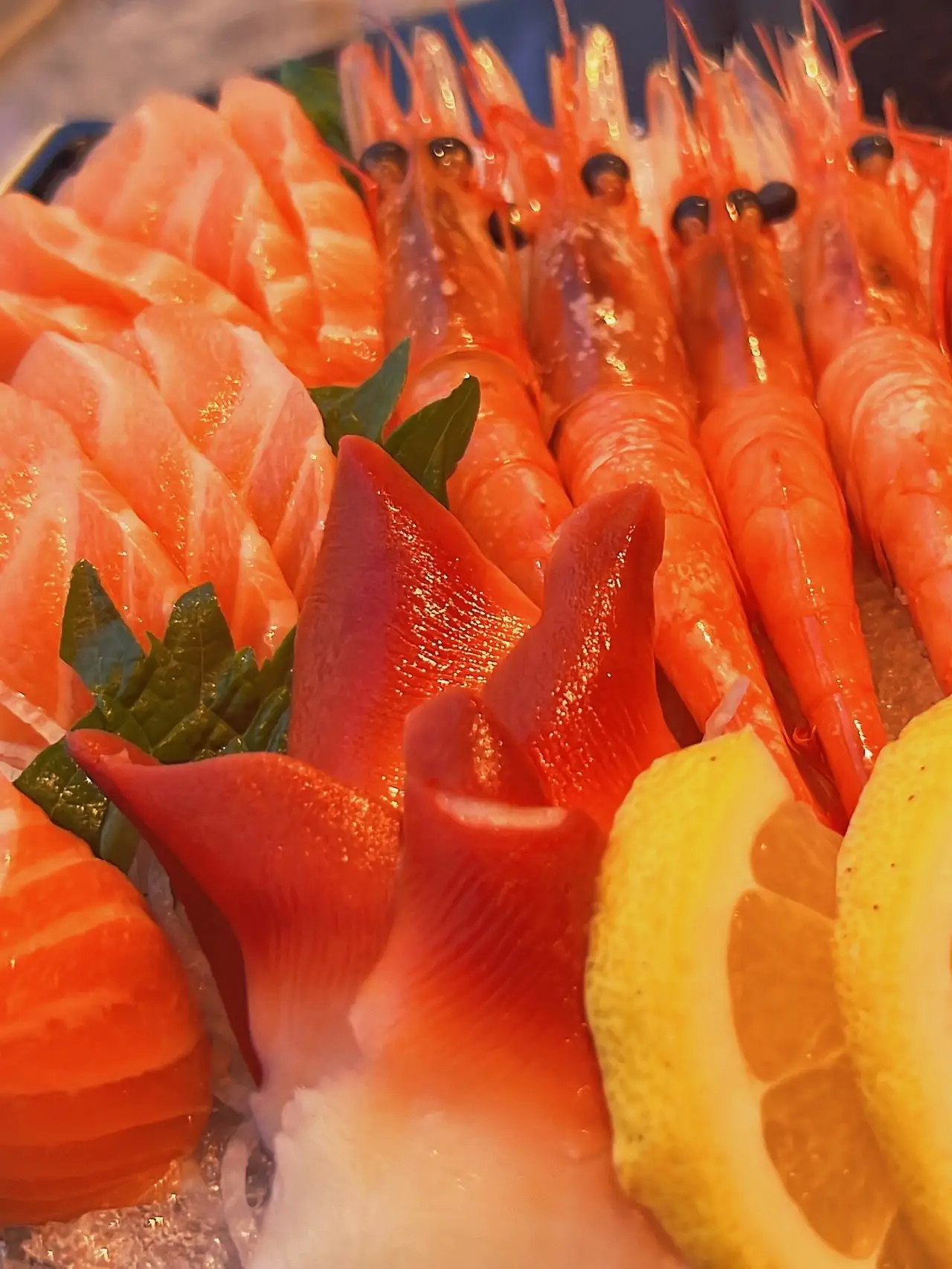 #上海8家日料店7家称无日本进口#日料店老板终于承认了他们不是日本进口的材料了。