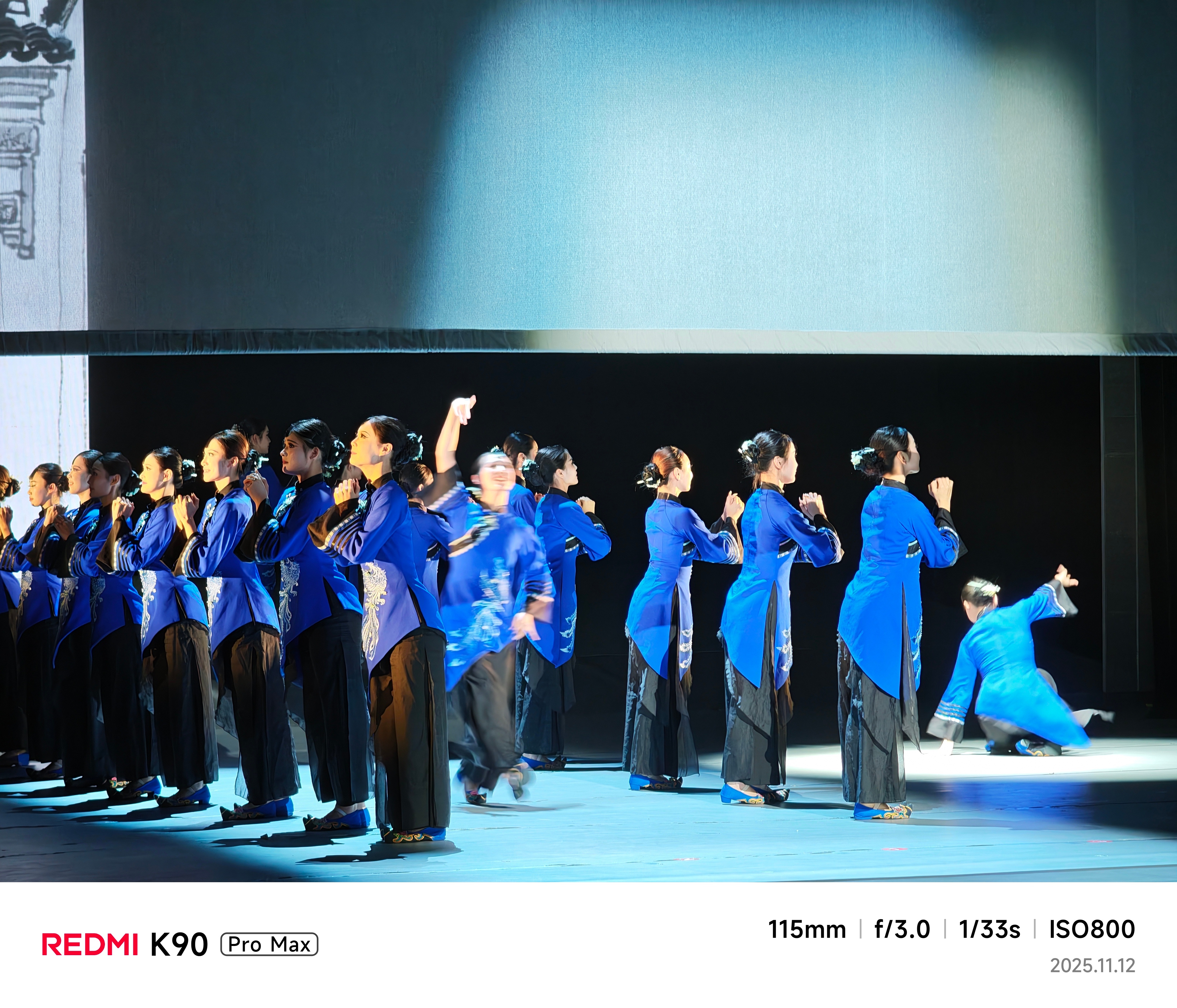 来感受一下REDMI K90 Pro Max的动态图片，虽然发布会上没咋说，但能