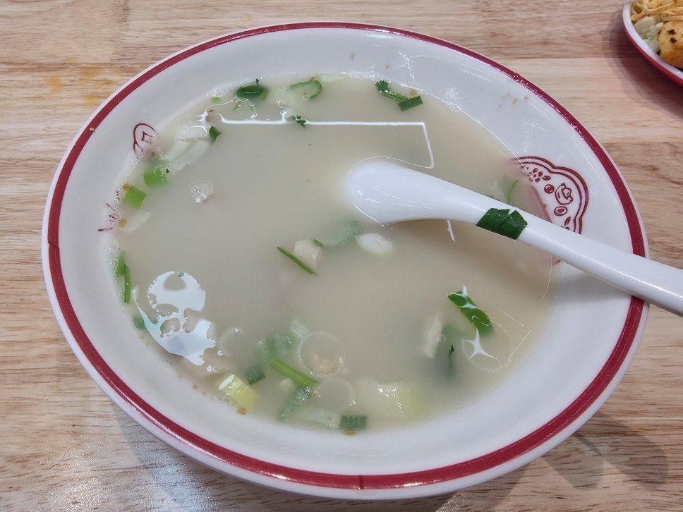大晚上能喝一晚羊汤真舒服 ​​​