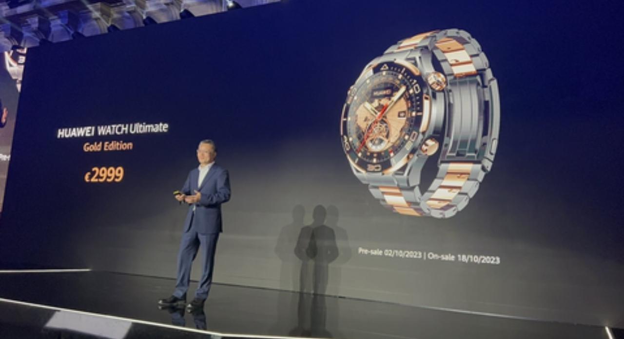 华为在欧洲发布了Watch Ultimate非凡大师黄金版，定价2999欧元，够