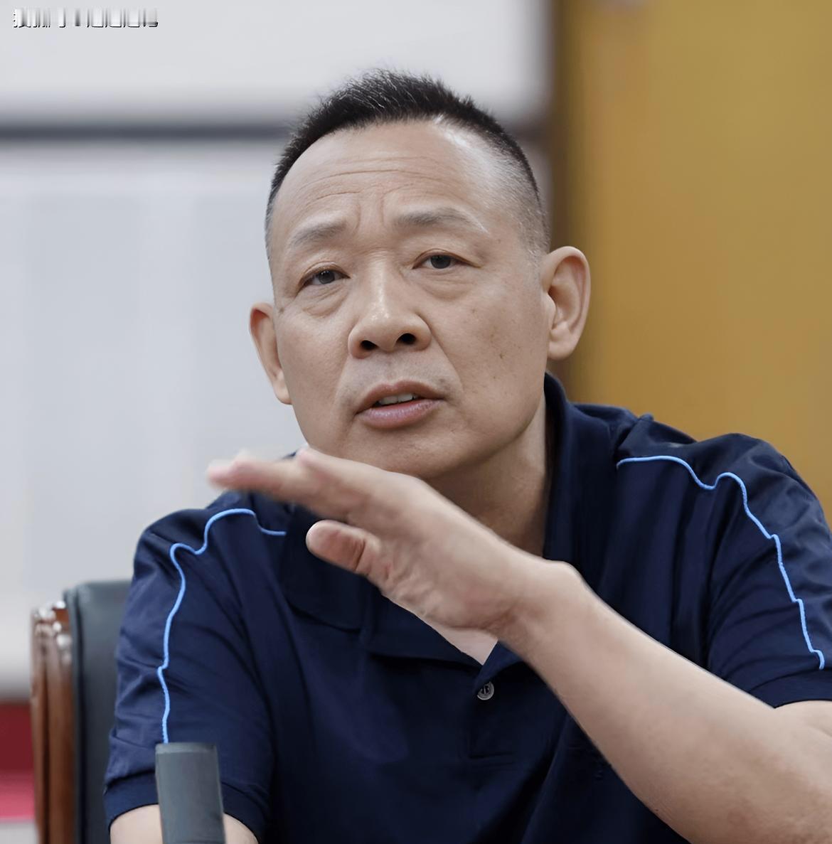 胖东来模式中原商业 文化给实体经济做了个榜样。

在商业竞争中，不少经营者将技巧