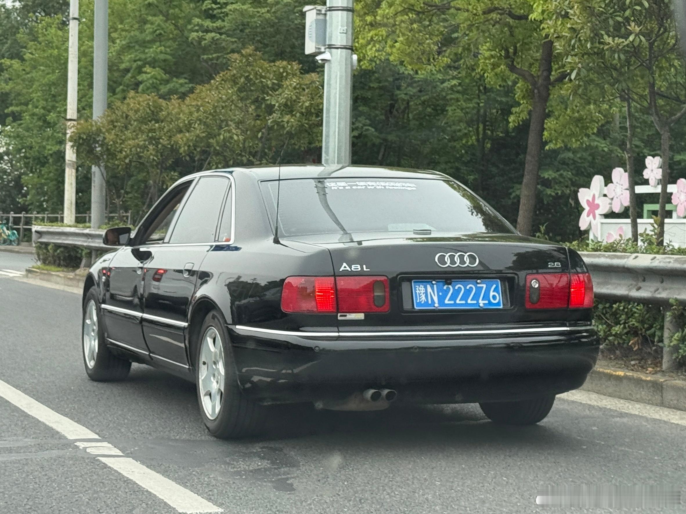 月底了，本月那些在路上的小汽车 ​​​
