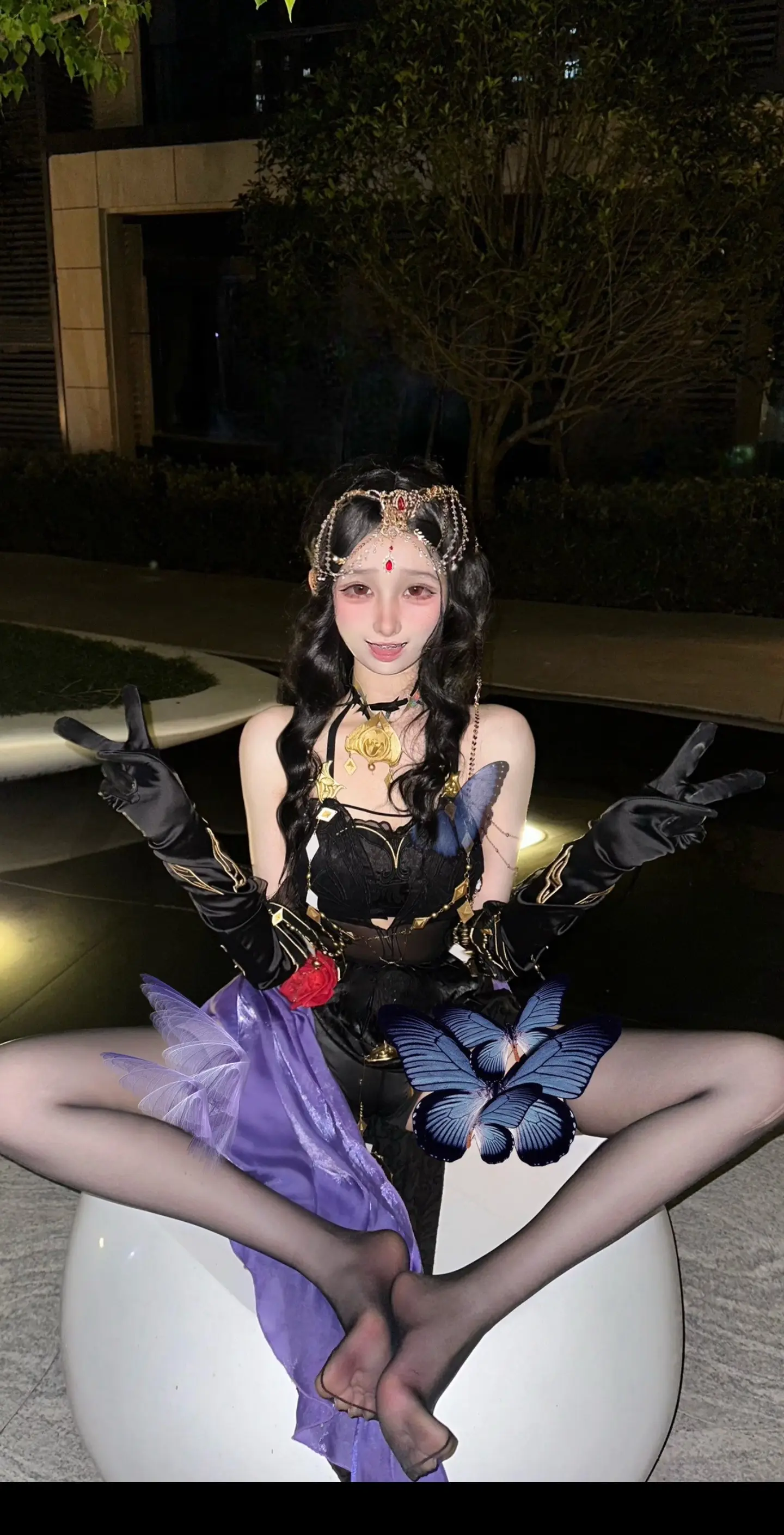 出门拍个照 谁把我鞋子偷走了啊喂