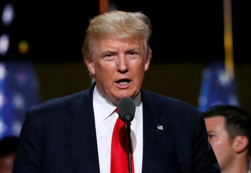 川普表面装疯卖傻、言行乖张，还宣称计划3月底至4月初访华，以访华表态假意安抚、稳