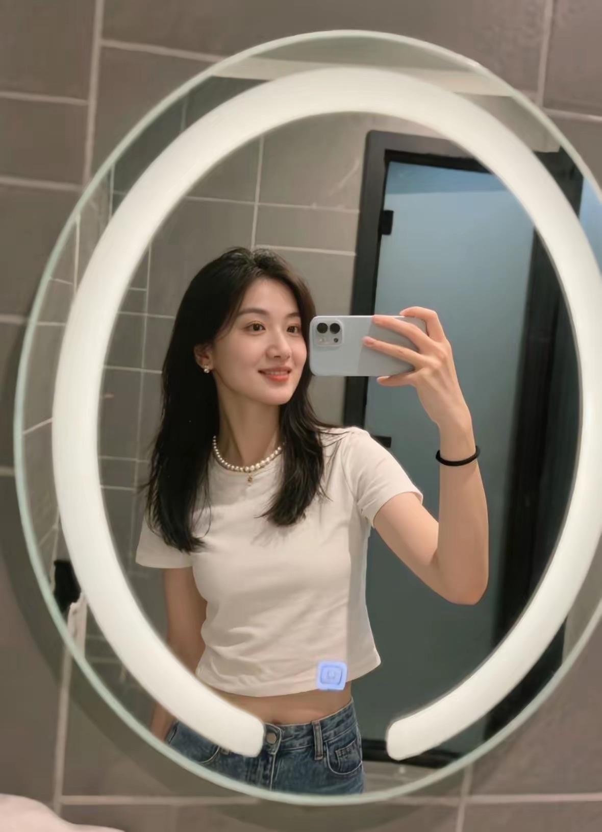 再不敢吃非那雄胺了
       因为脱发开始吃非那雄胺，确实很有效，别人都说看