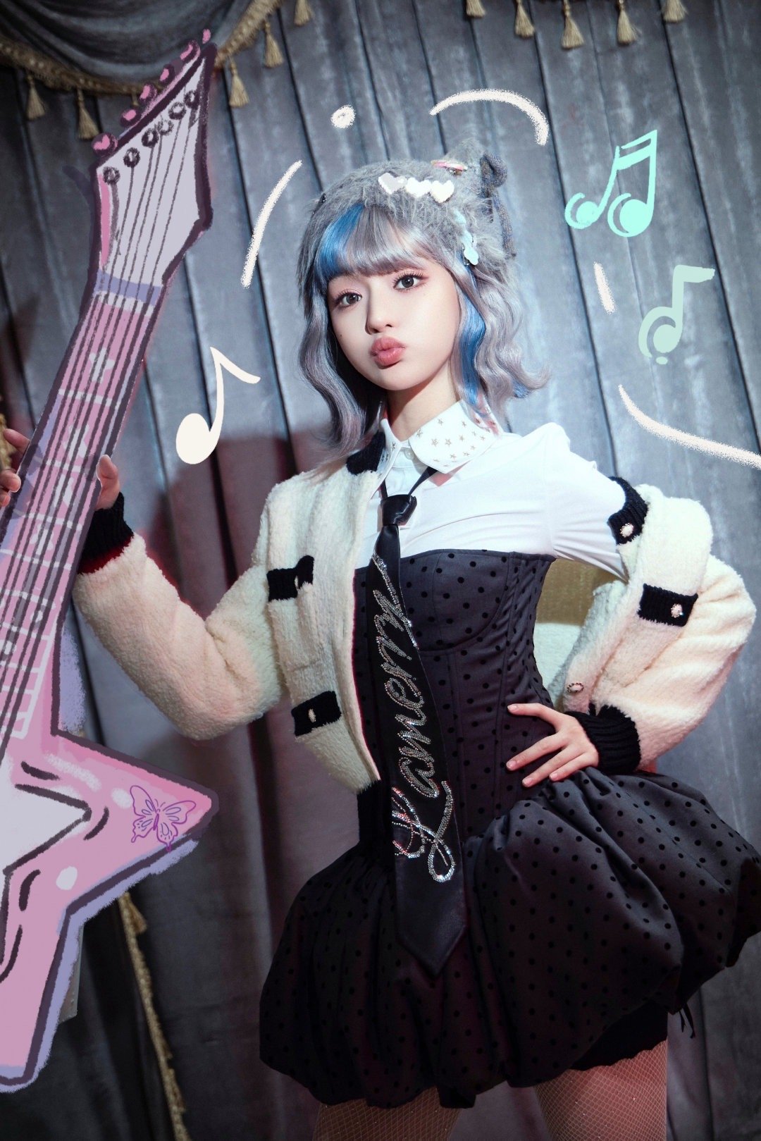 黄霄雲我没有做妆发 黄霄雲的追星路太酷了！先是被张杰本尊抽中送黄金，又在《声生不