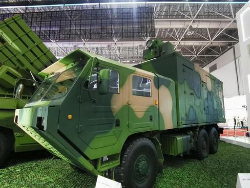 谁还敢嘲讽中国军工落后？珠海航展激光武器光速毁无人机导弹！电费成本碾压百万美元导