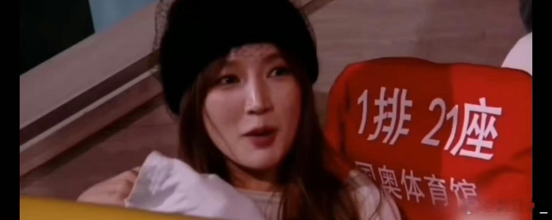 王霏霏44个字介绍孟佳 王霏霏和孟佳的闺蜜情谊真是让人羡慕呢。孟佳亲笔写的介绍词