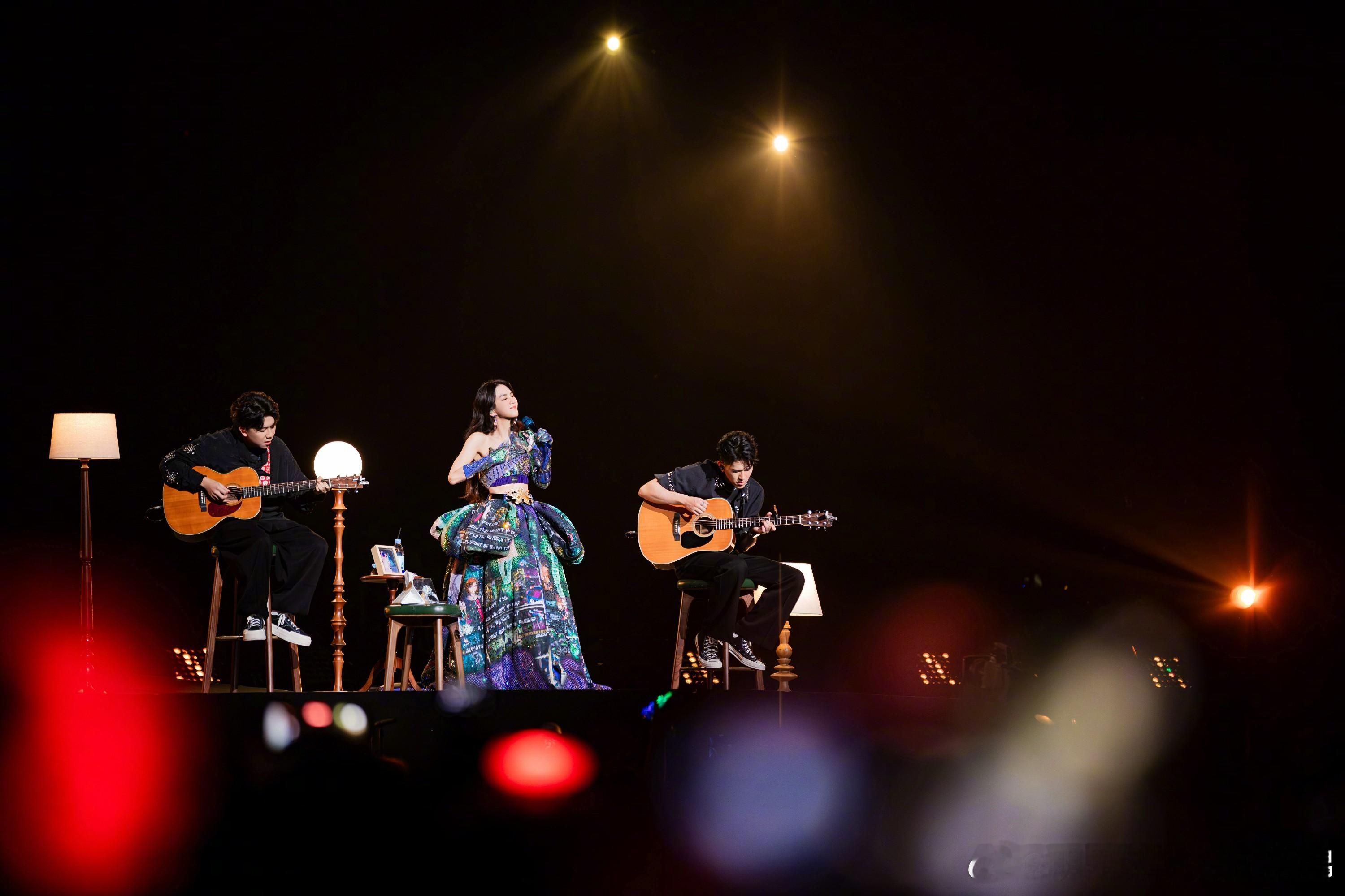 Ella 陈嘉桦Ella 陈嘉桦「艾拉主意」苏州站圆满落幕 十站二十场铸就巡演里