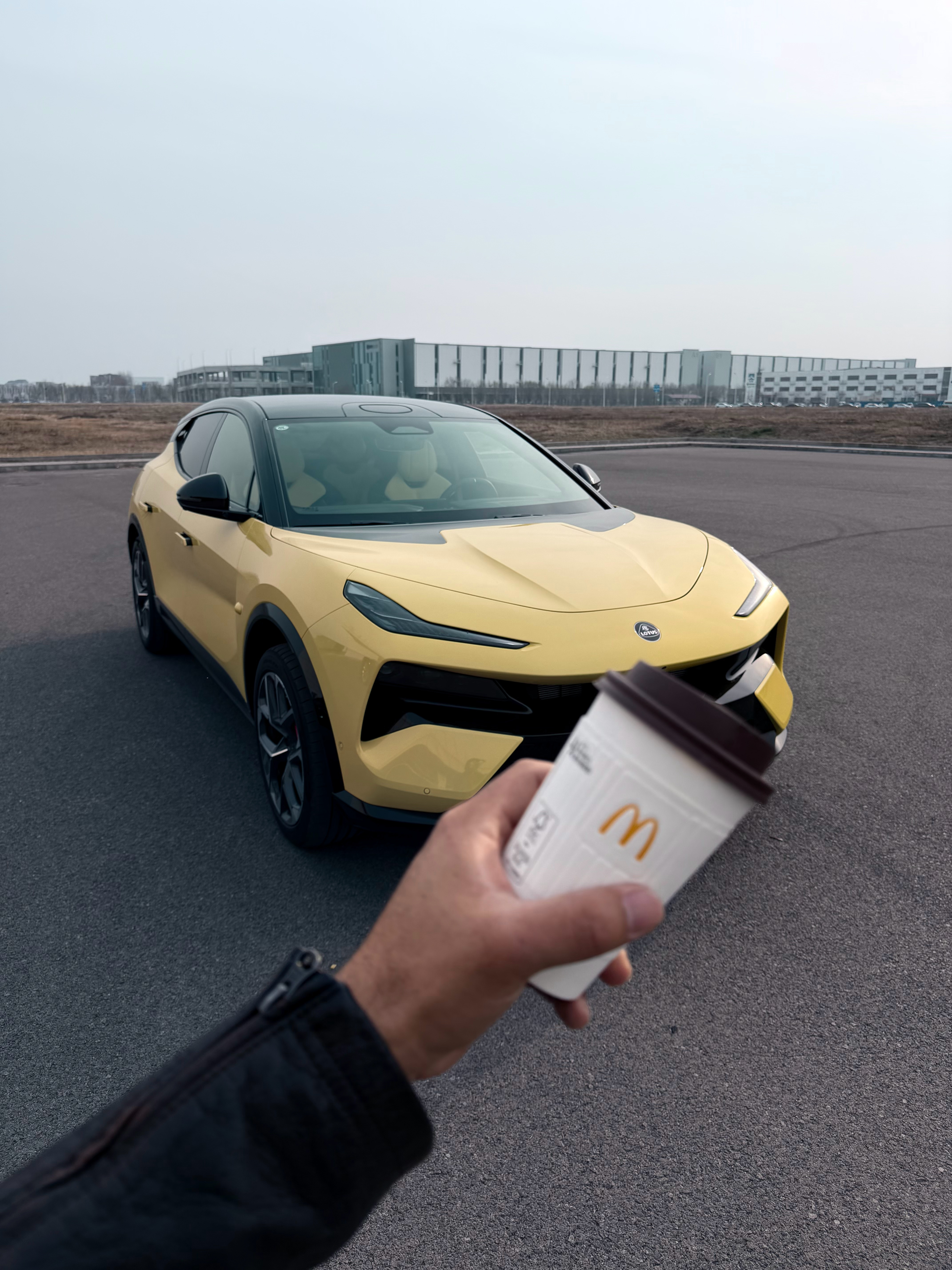 开了几天舍不得还了这不就是平民沃儿斯嘛！ 