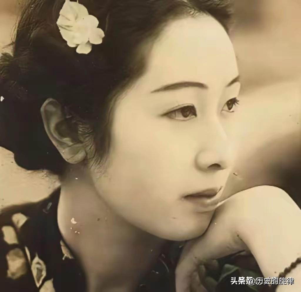 结婚6年无子被休，她自认终生不育拒嫁军官，谁知改嫁后连生11子，活成传奇
 
1