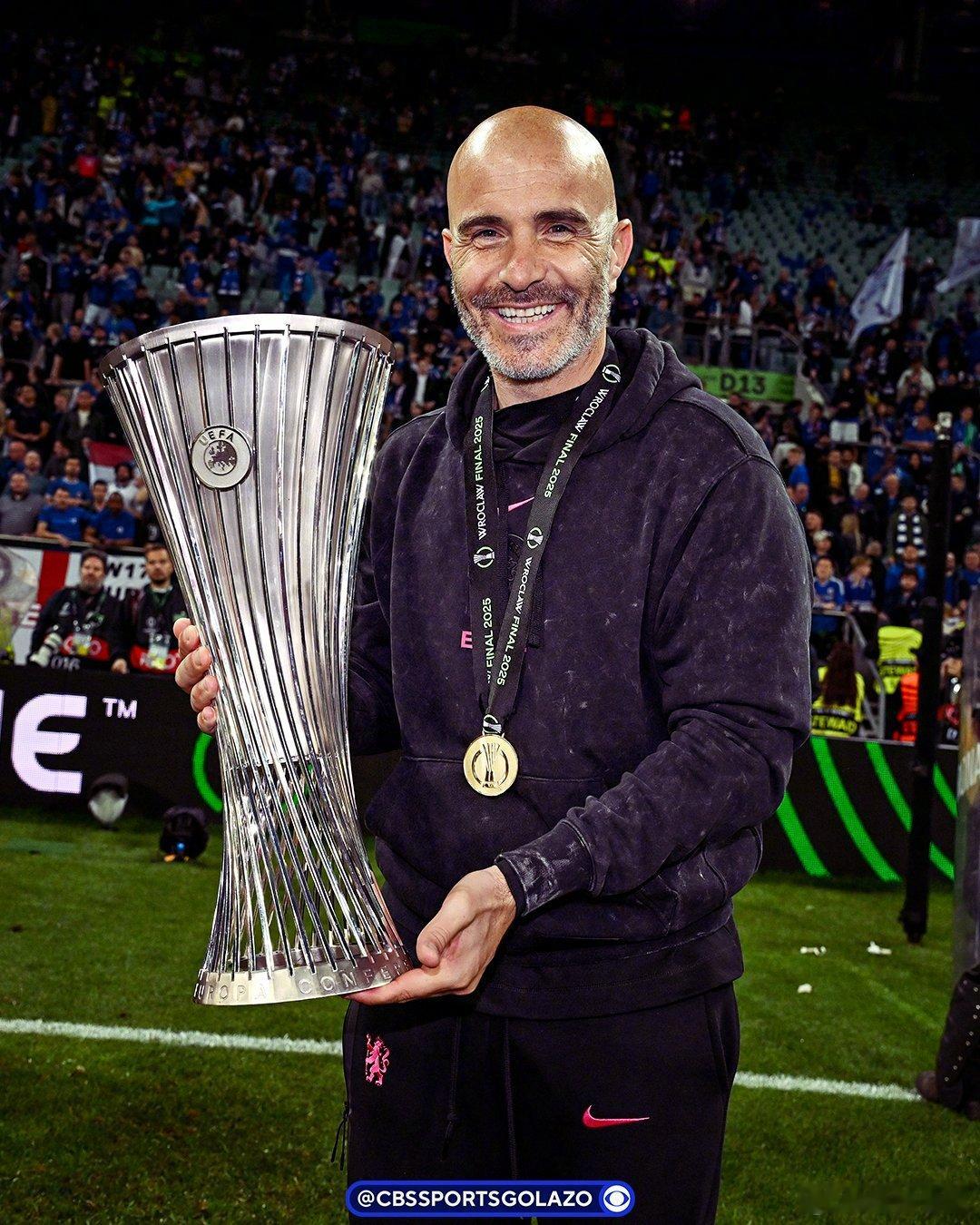 【官方】切尔西主教练马雷斯卡下课，他带队18个月，拿到了欧协联和世俱杯，但近期球