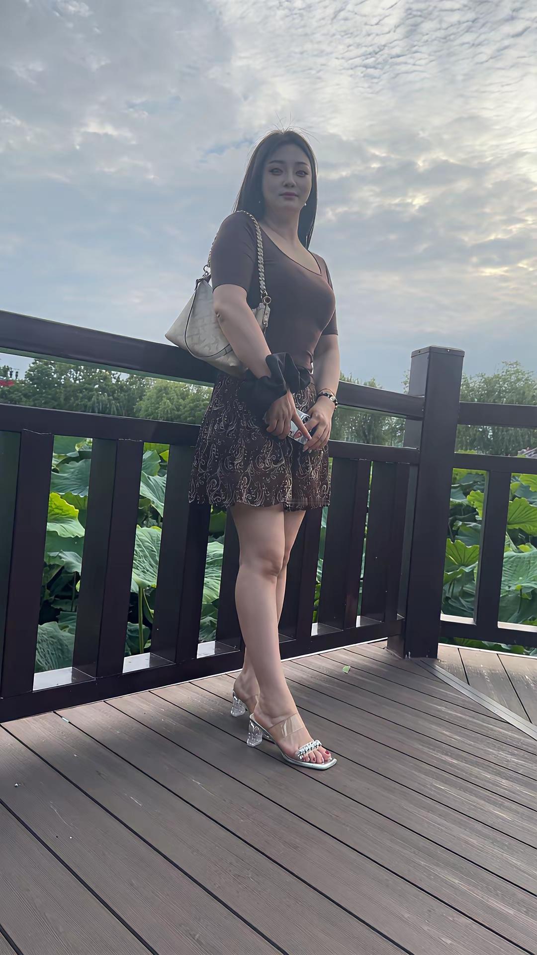 掌握六个情商，你的人生就会游刃有余
 
很多人误以为情商就是会说话、会讨好、懂圆