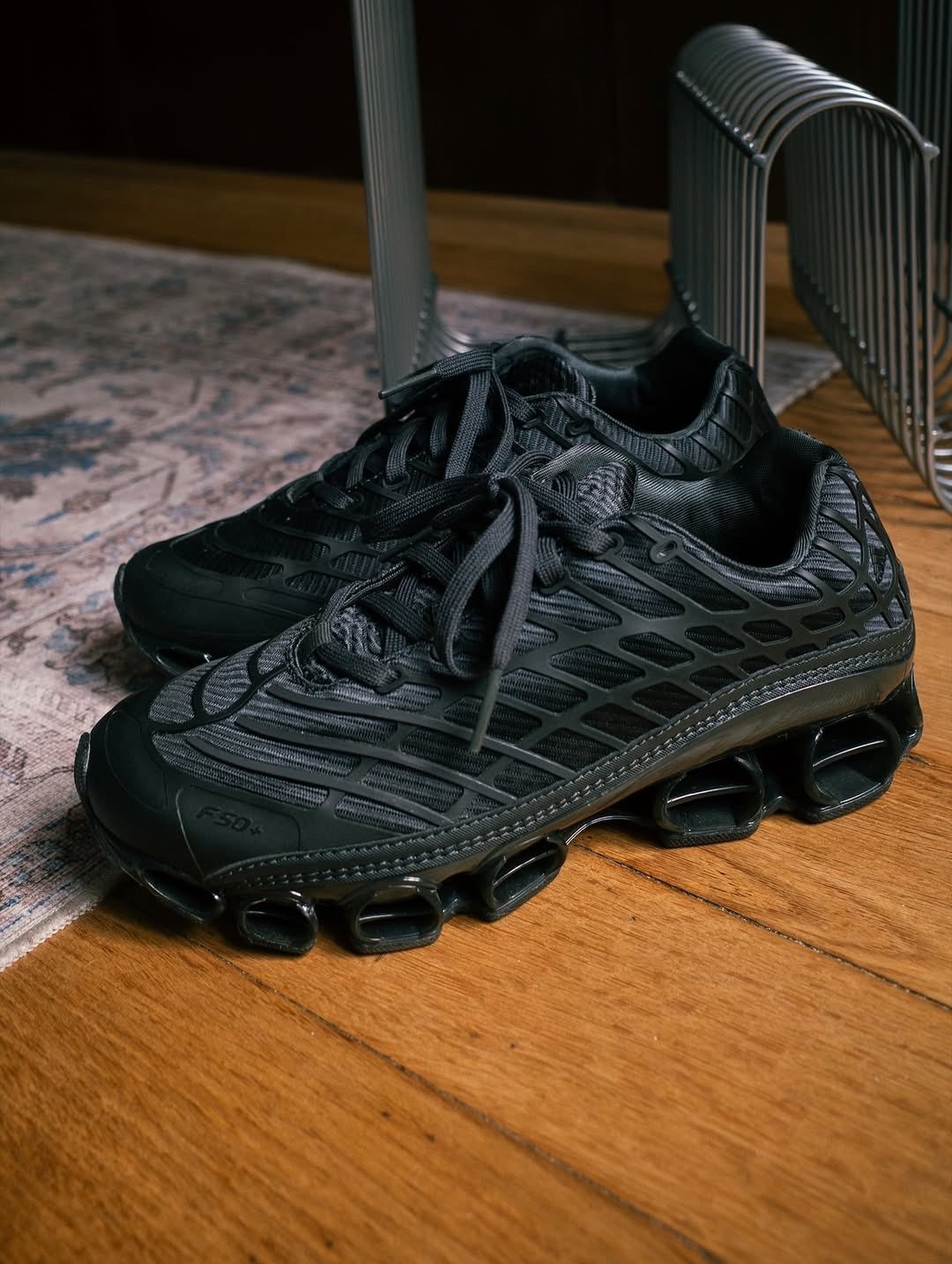 adidas Megaride F50抛开脚感不谈 有些帅啊