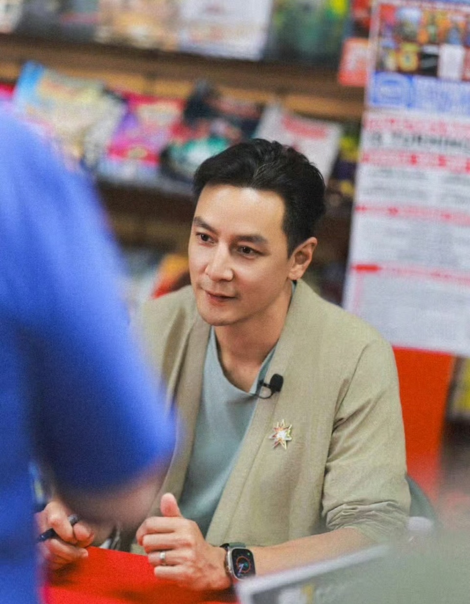 别人帅了一阵子吴彦祖帅了一辈子 吴彦祖的帅有目共睹，帅是岁月带不走的底气，奔赴是