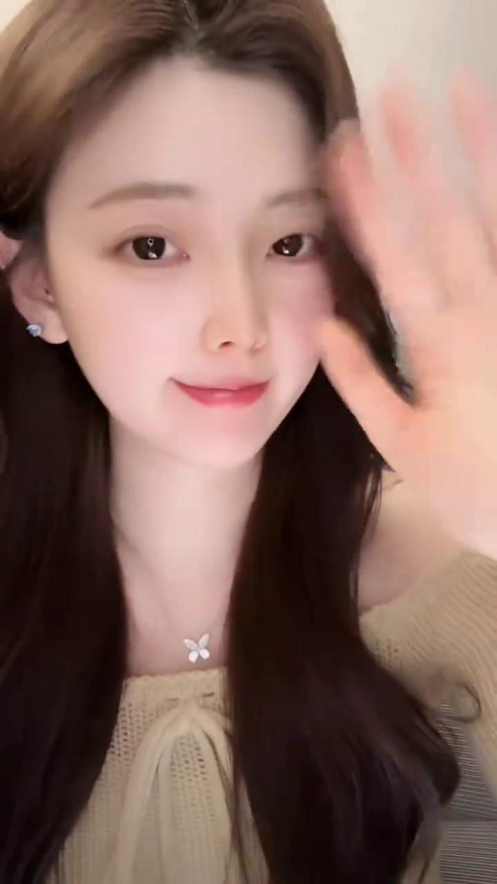 爱真的好麻烦，非要真的对错。拜拜。