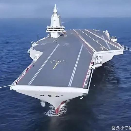 三年一艘11万吨？中国航母这波“下饺子”，连老美都得揉揉眼睛

还记得前些年网上