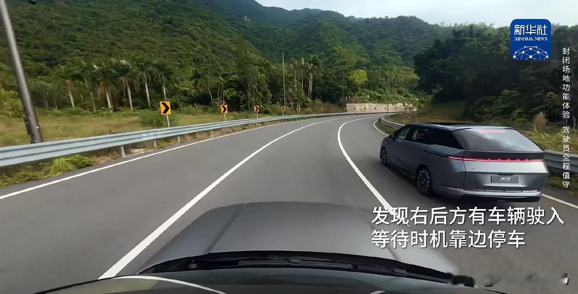 我有一个熟人考驾照，路考挂了两次，驾校教练给她安排心理咨询，要让她测试自己不是个