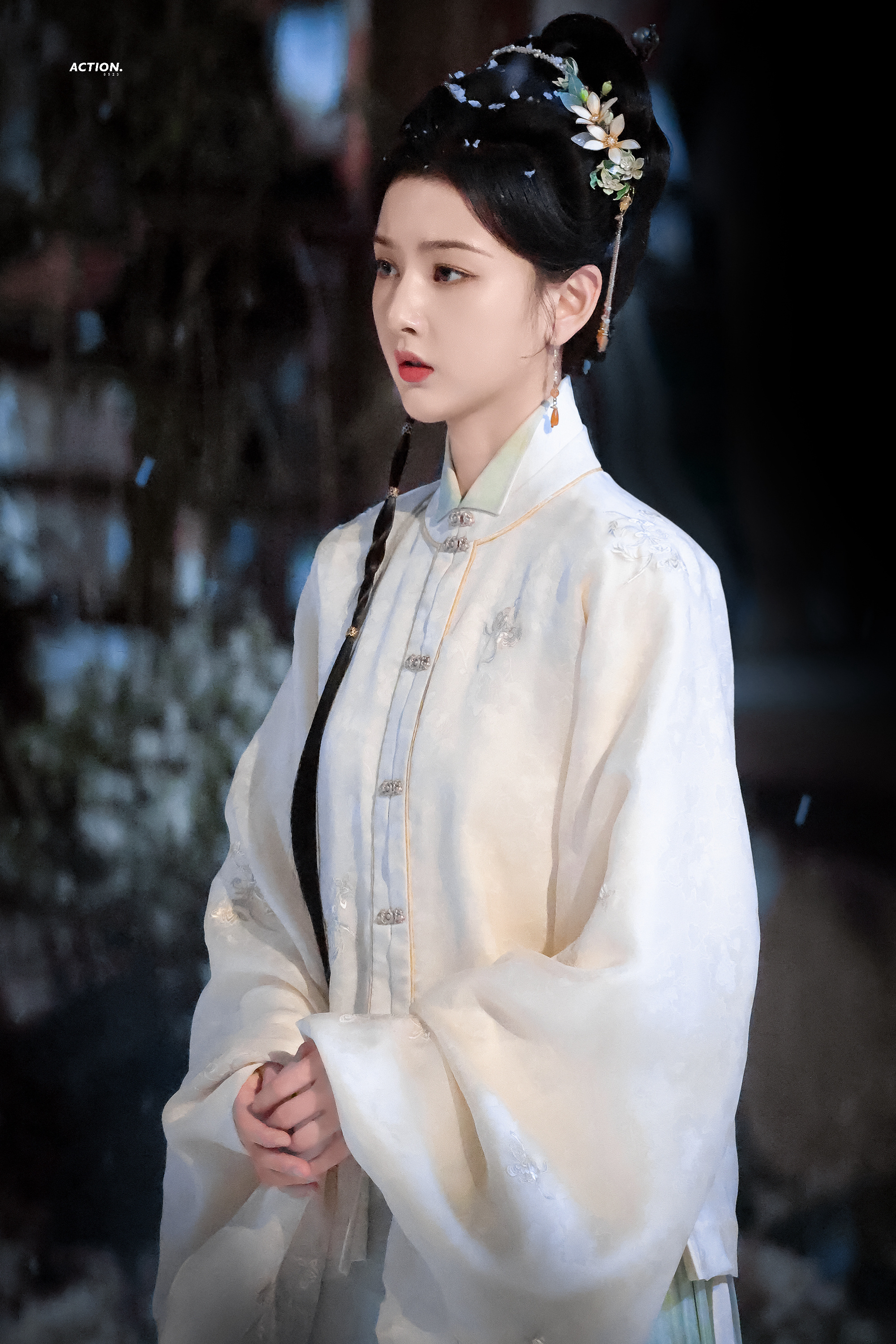 哎嘿雪景嘿嘿˙ᗜ˙[送花花][送花花][送花花]宋祖儿 《表妹万福》甄嘉芙☽ 小
