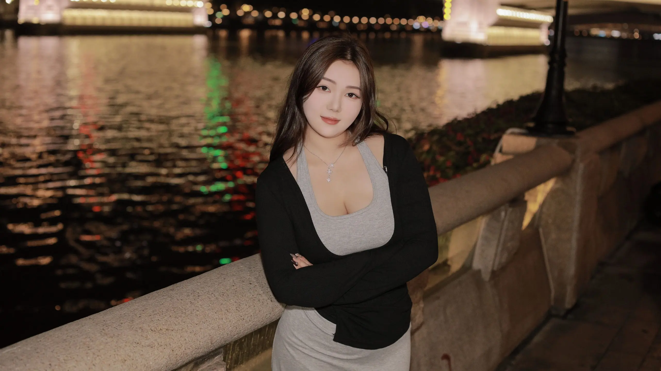 微胖天花板。沙面约拍